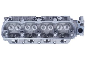 CULASSE - TOYOTA HIACE 2,0/2,2 L - 3Y - CARBURATEUR